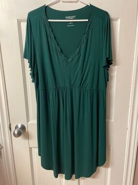 Torrid sleep dress V neck with lace detail in green women’s size 3X